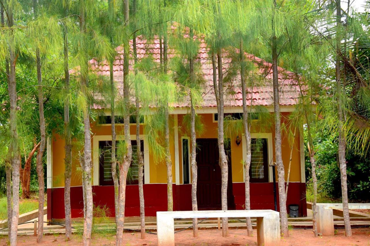 Paradise Quest Nature Farmhouse Villa Kālapettai Exterior photo